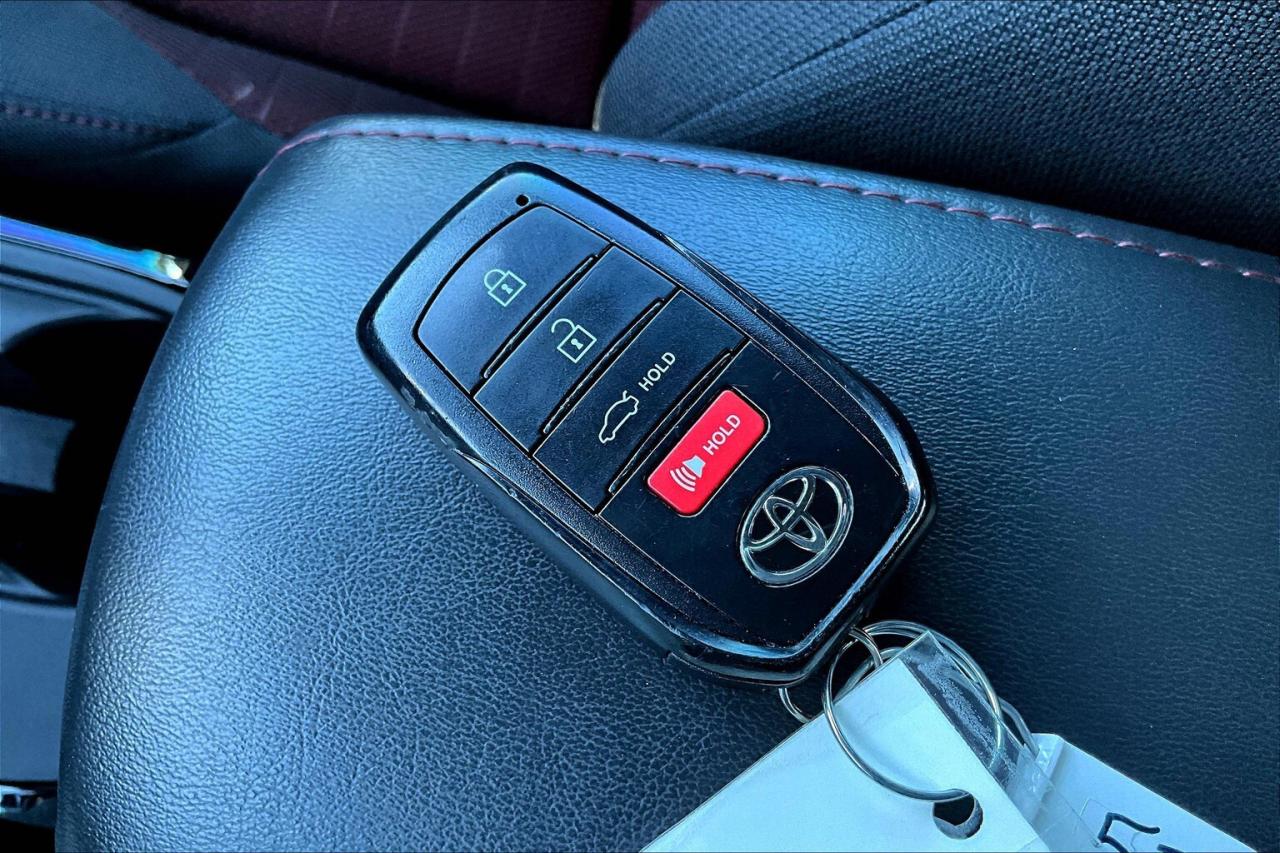 2024 Toyota Corolla SE   Heated Seats   Adaptive Cruise   CarPlay Photo