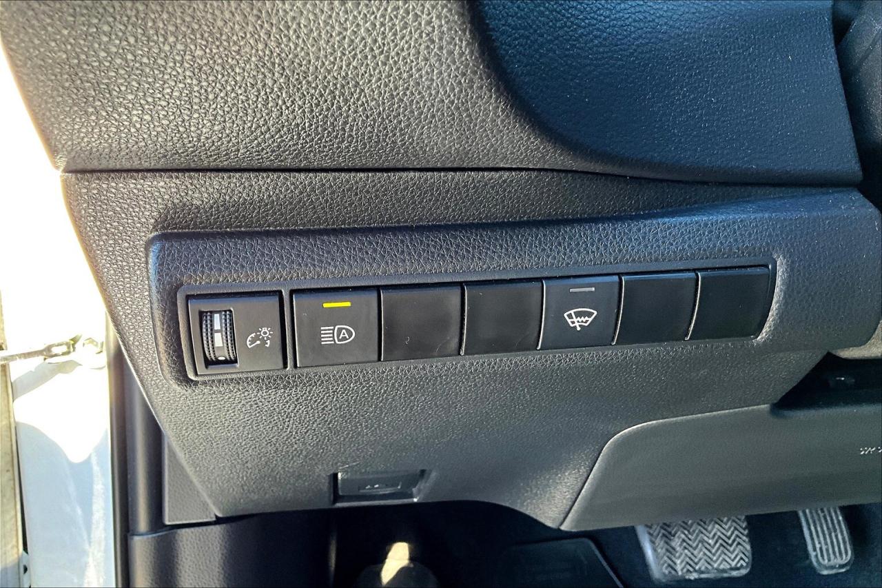 2024 Toyota Corolla SE   Heated Seats   Adaptive Cruise   CarPlay Photo