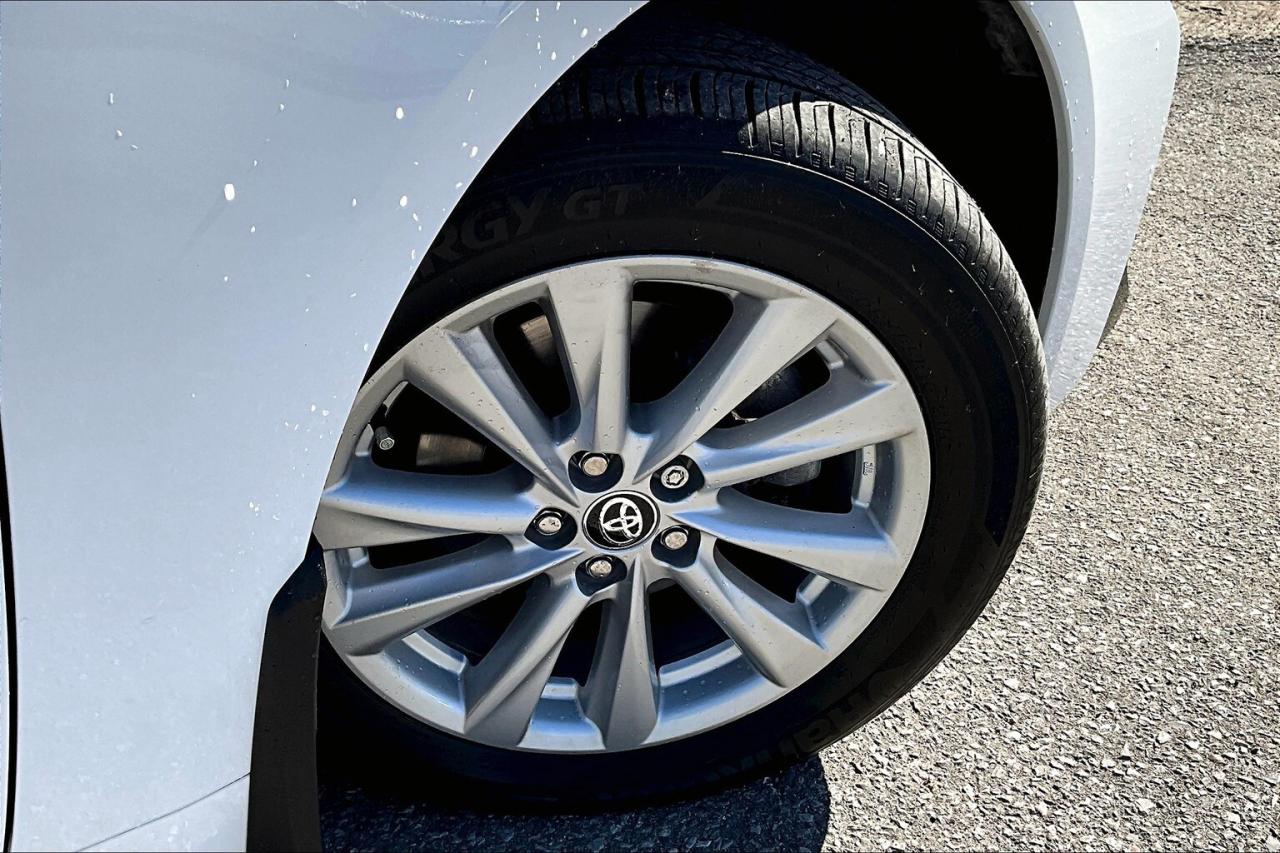 2024 Toyota Corolla SE   Heated Seats   Adaptive Cruise   CarPlay Photo