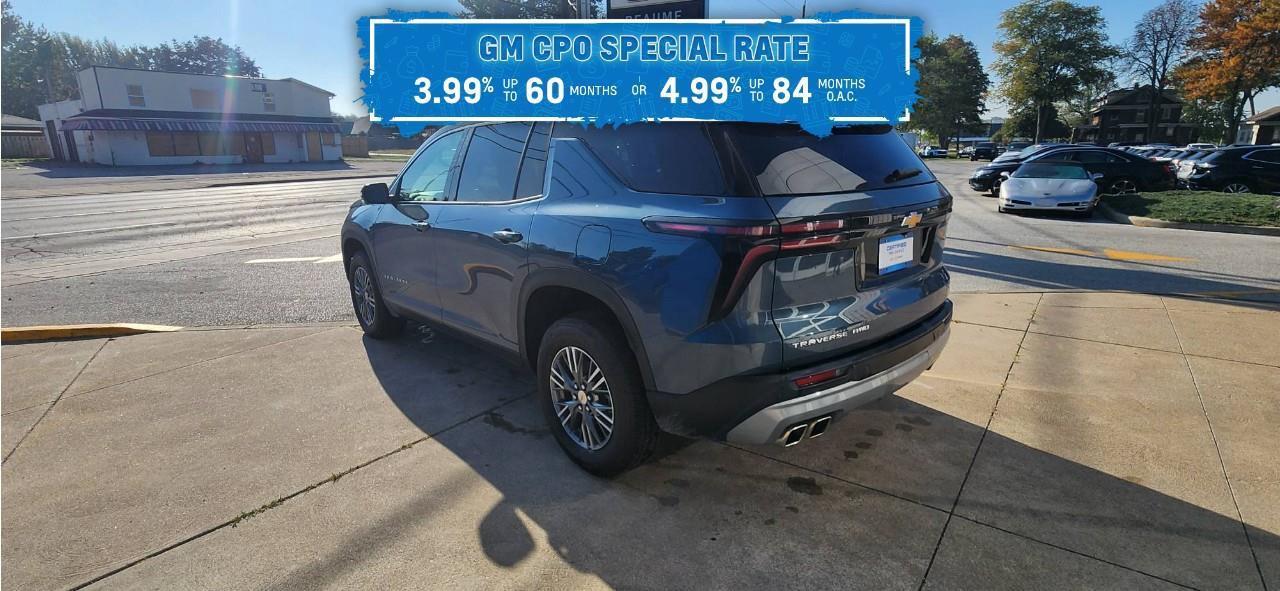 2025 Chevrolet Traverse LT WOW! 4.99% FINANCE UP TO 60 MONS OAC Photo