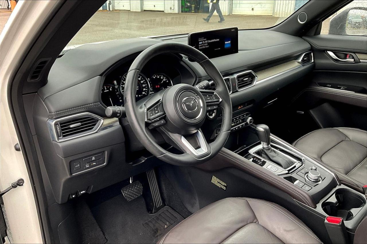 2024 Mazda CX-5 Signature AWD   Turbo   Heat/Cool Seats   Sunroof Photo