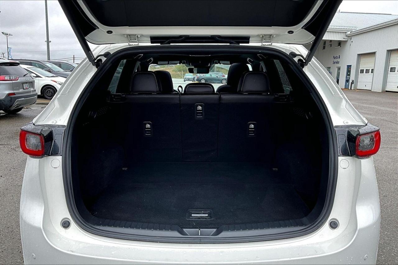 2024 Mazda CX-5 Signature AWD   Turbo   Heat/Cool Seats   Sunroof Photo