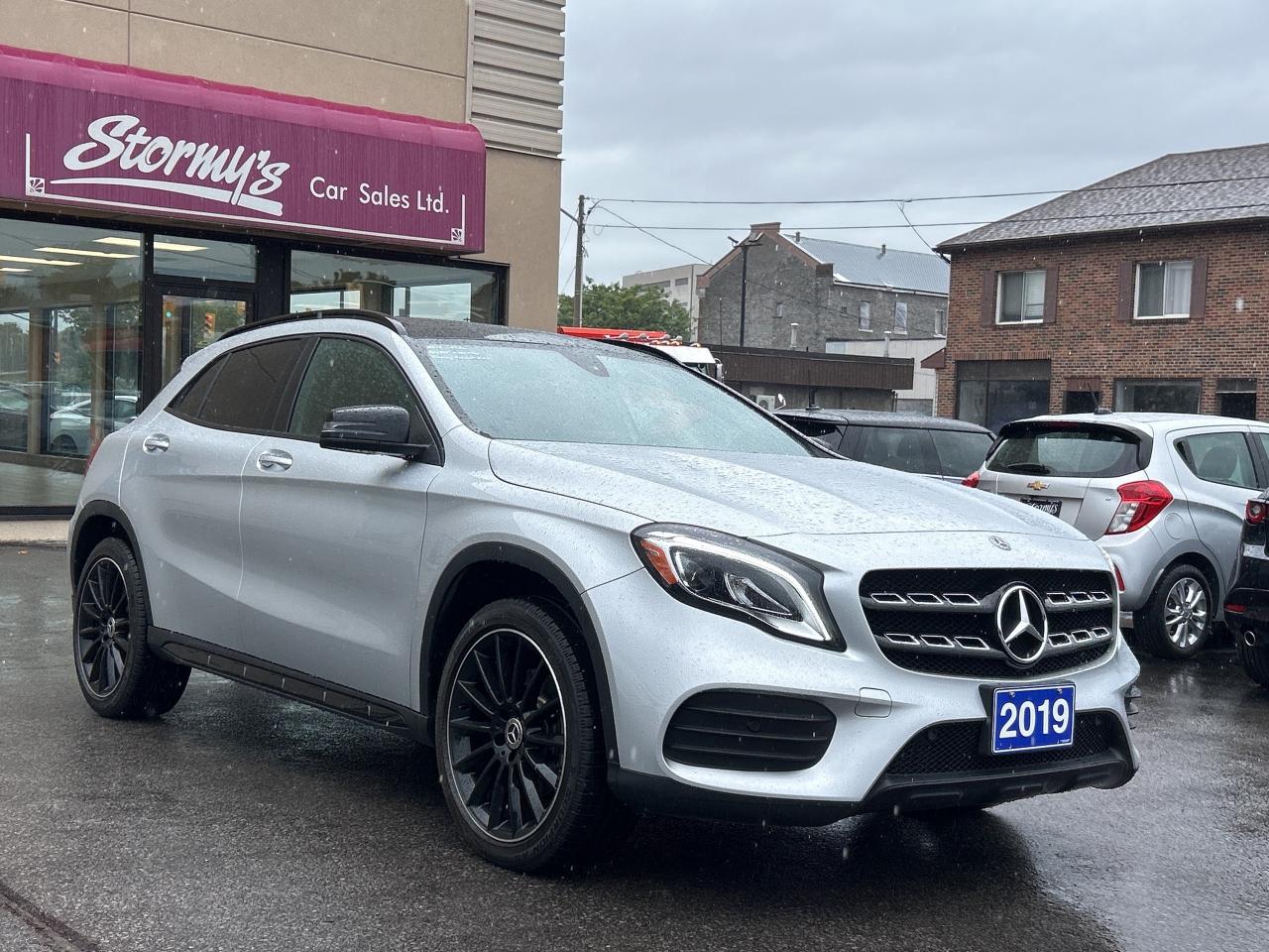 2019 Mercedes-Benz GLA GLA 250 LEATHER/ROOF/NAV **CALL 613-961-8848 Photo