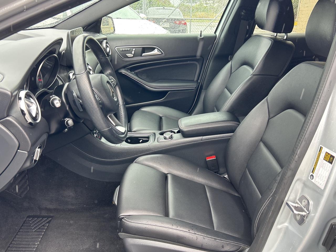 2019 Mercedes-Benz GLA GLA 250 LEATHER/ROOF/NAV **CALL 613-961-8848 Photo