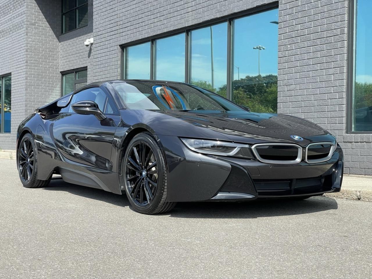 2019 BMW i8 ROADSTER ULTRA RARE, SUPER CLEAN! Brand new tires! Photo4