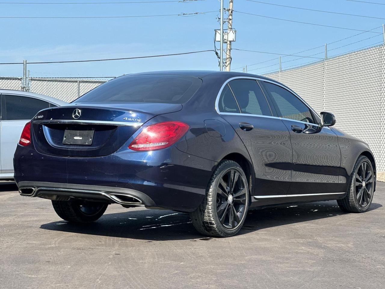 2016 Mercedes-Benz C-Class C300, SUNROOF, ALLOYS, LEATHER SEATS Photo