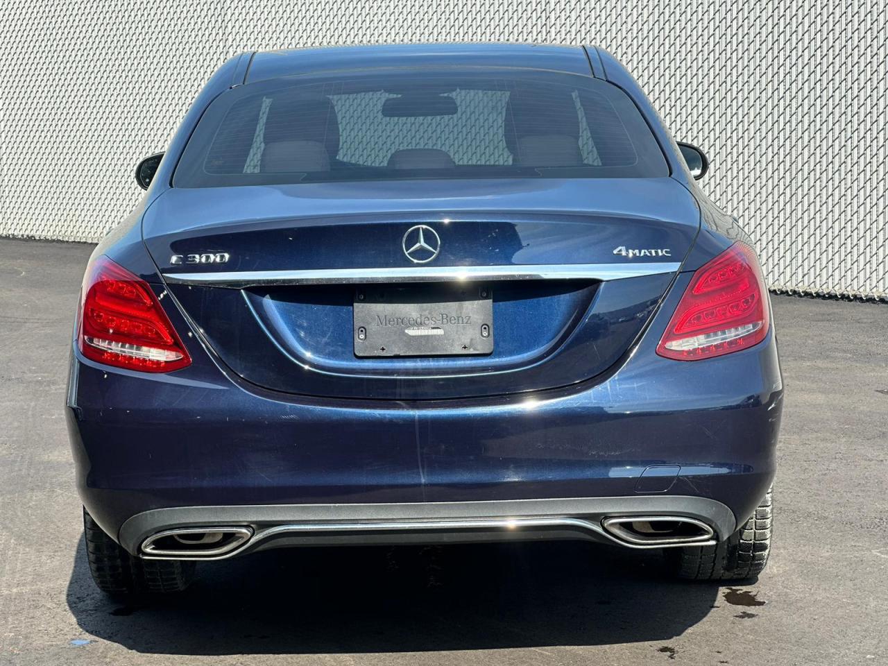 2016 Mercedes-Benz C-Class C300, SUNROOF, ALLOYS, LEATHER SEATS Photo