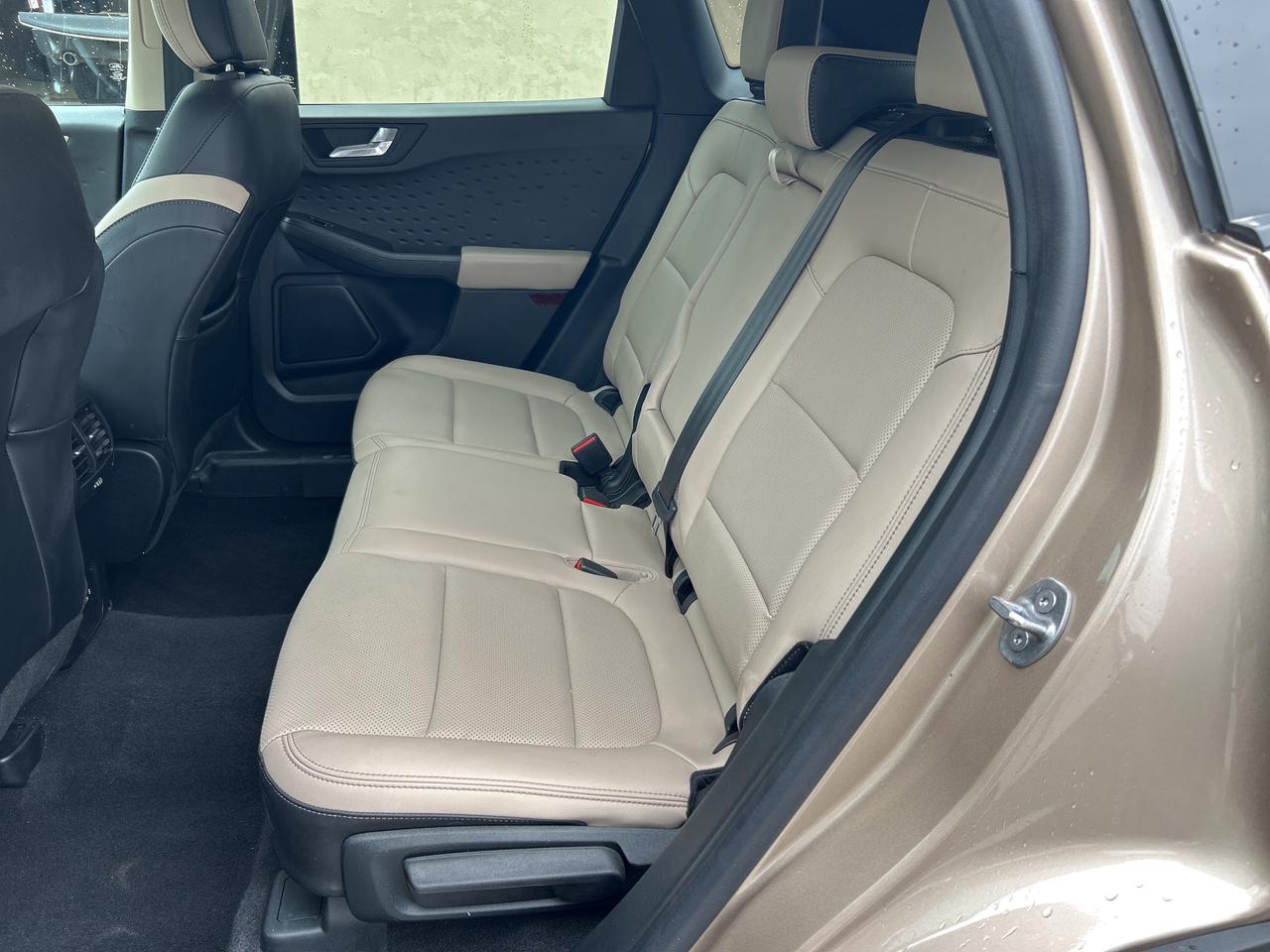 2020 Ford Escape SEL AWD/REMOTE START/PWR LIFT GATE CALL PICTON 69K Photo