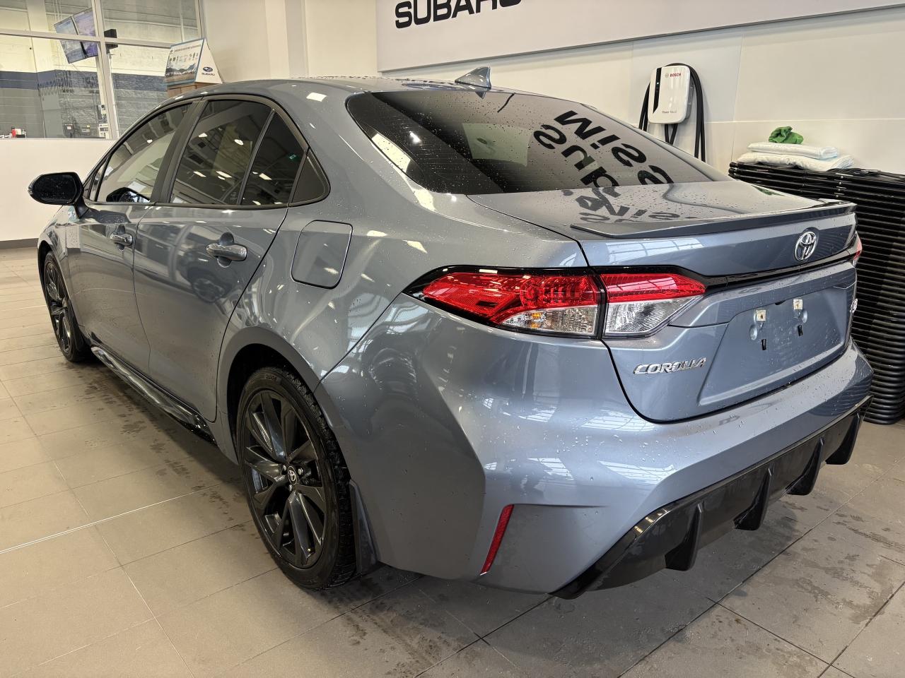 2024 Toyota Corolla SE   ONE OWNER   LOW KM   SUNROOF   APPLE CARPLAY! Photo4