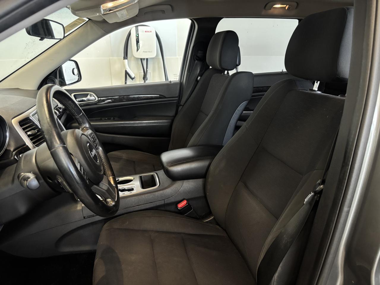 2012 Jeep Grand Cherokee 4WD   LAREDO   PUSH TO START   SOLD AS IS Photo