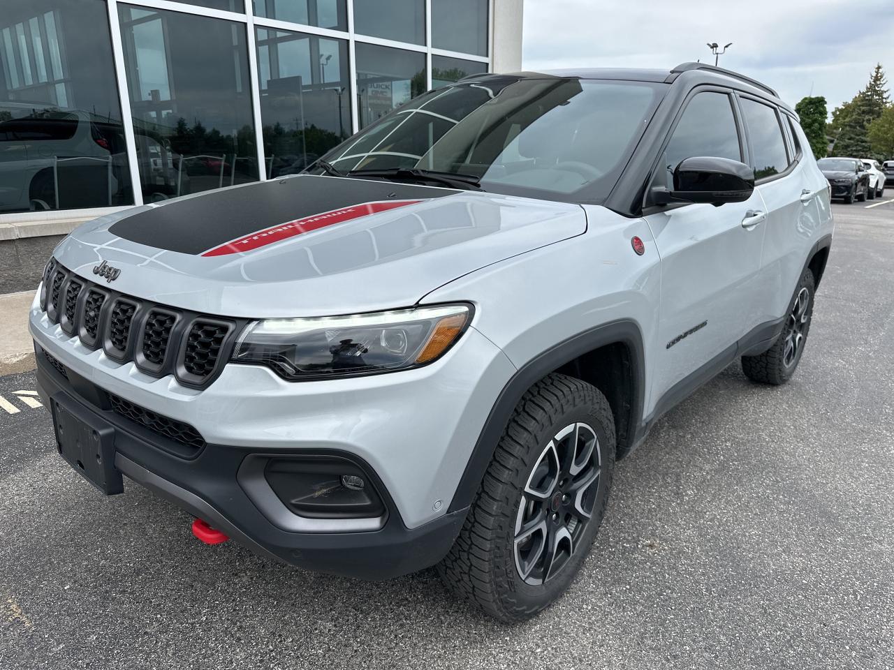 2025 Jeep Compass Trailhawk Elite Photo0
