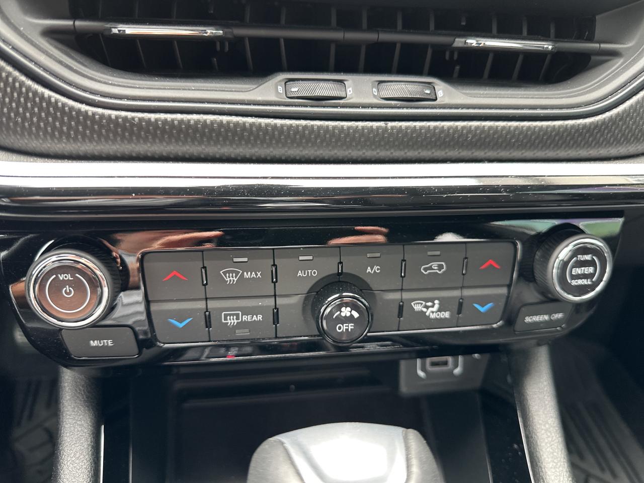 2025 Jeep Compass Trailhawk Elite Photo