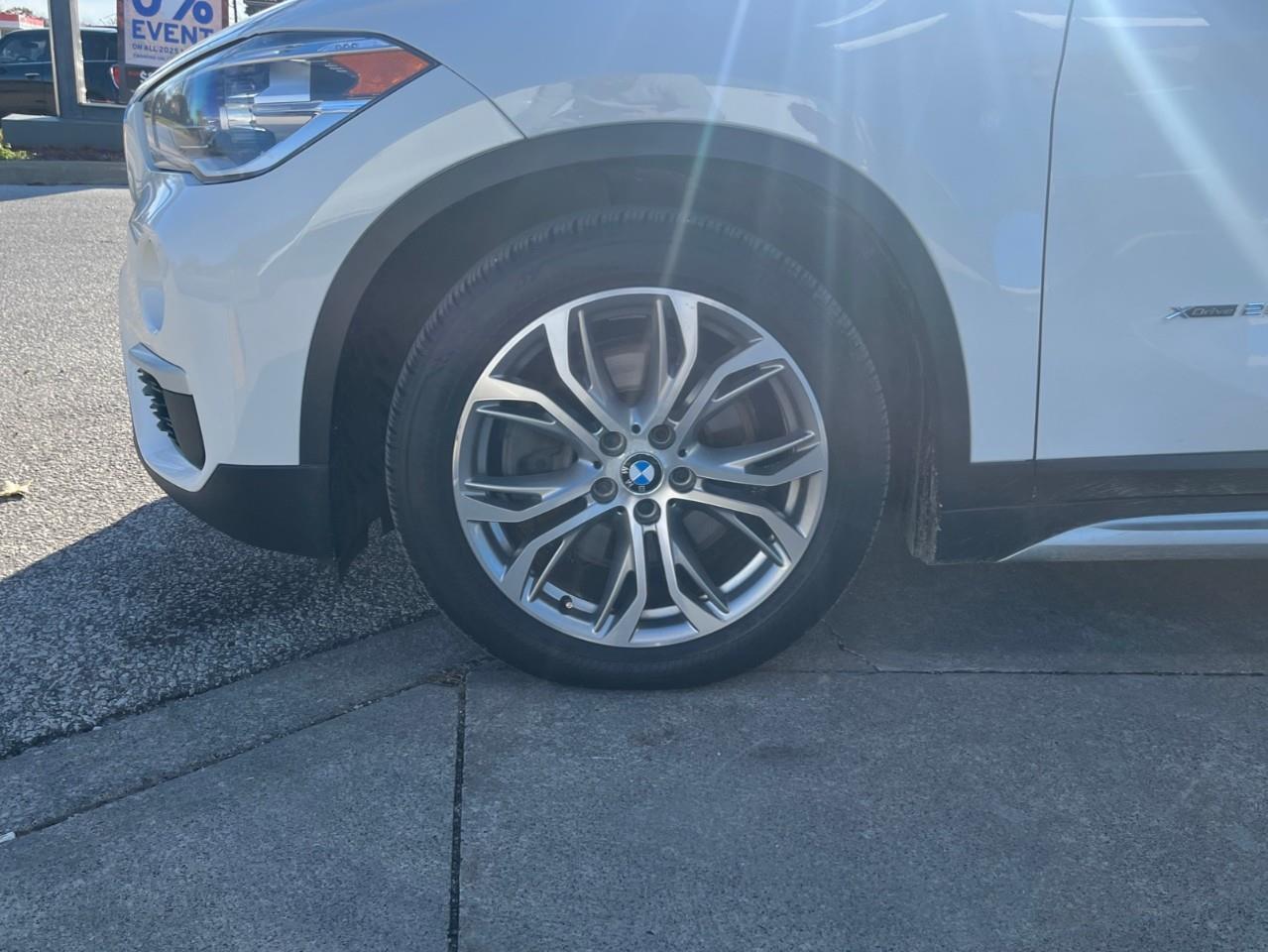 2018 BMW X1 xDrive28i LOW KM LOCAL TRADE Photo