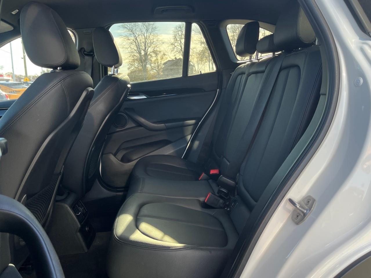 2018 BMW X1 xDrive28i LOW KM LOCAL TRADE Photo