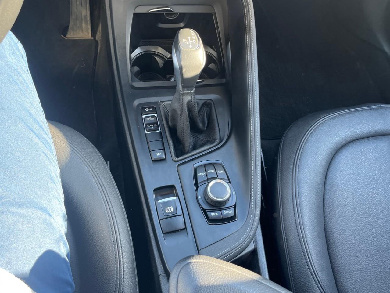 2018 BMW X1 xDrive28i LOW KM LOCAL TRADE Photo