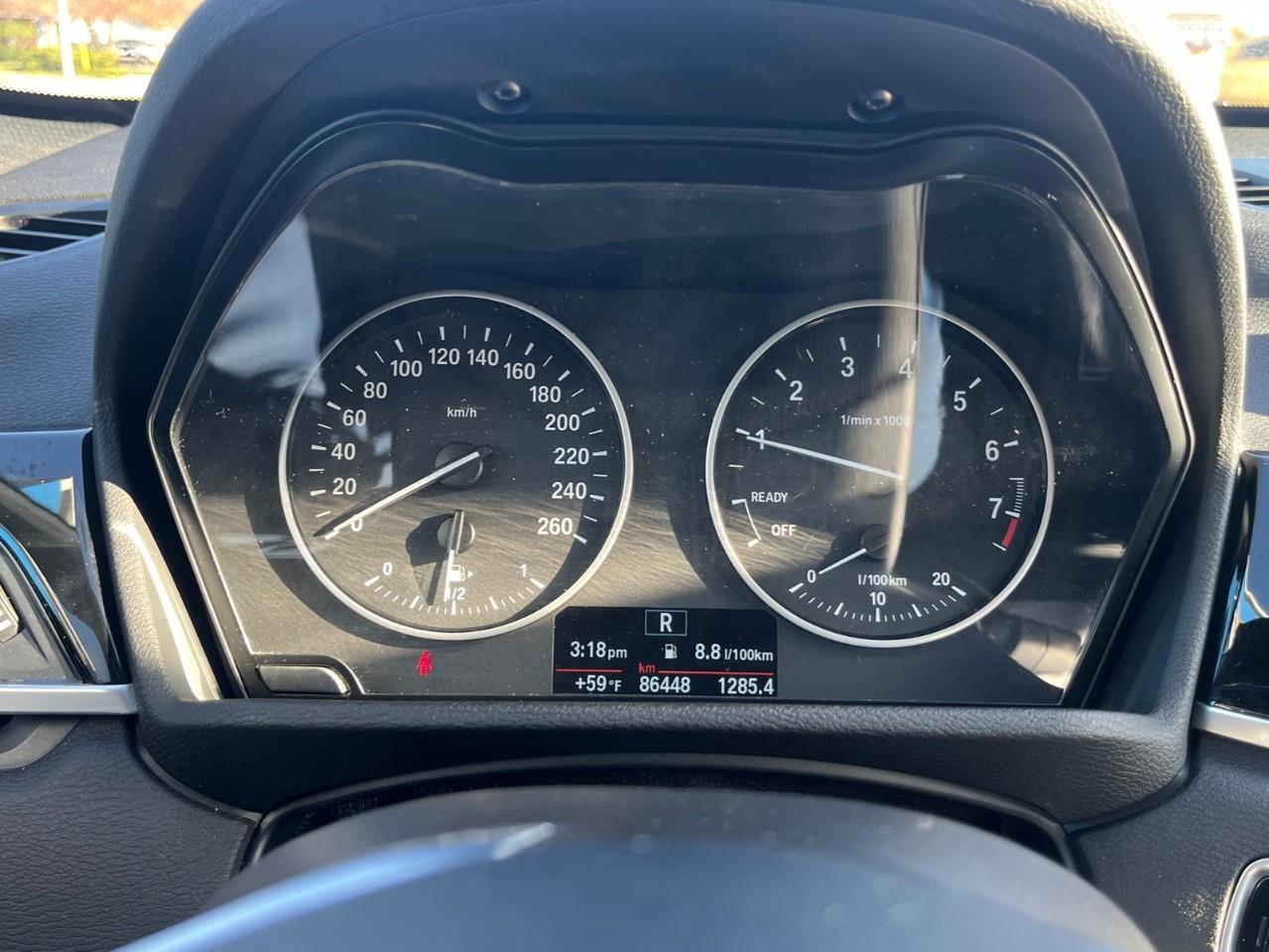 2018 BMW X1 xDrive28i LOW KM LOCAL TRADE Photo