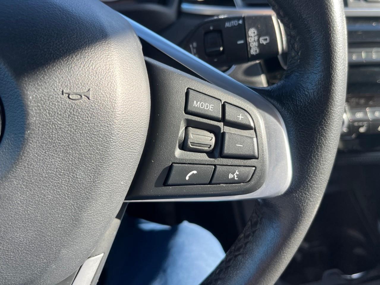 2018 BMW X1 xDrive28i LOW KM LOCAL TRADE Photo