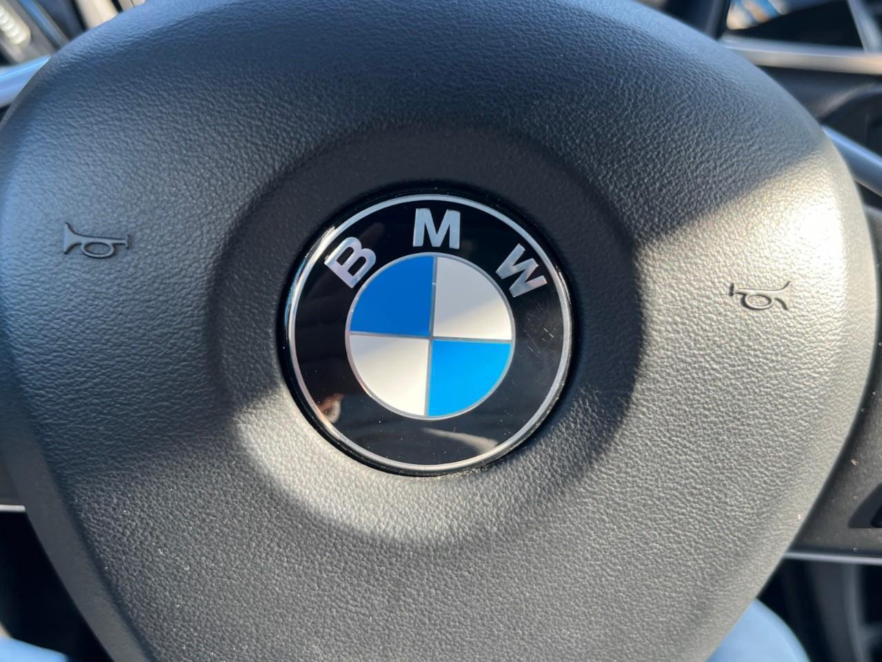 2018 BMW X1 xDrive28i LOW KM LOCAL TRADE Photo