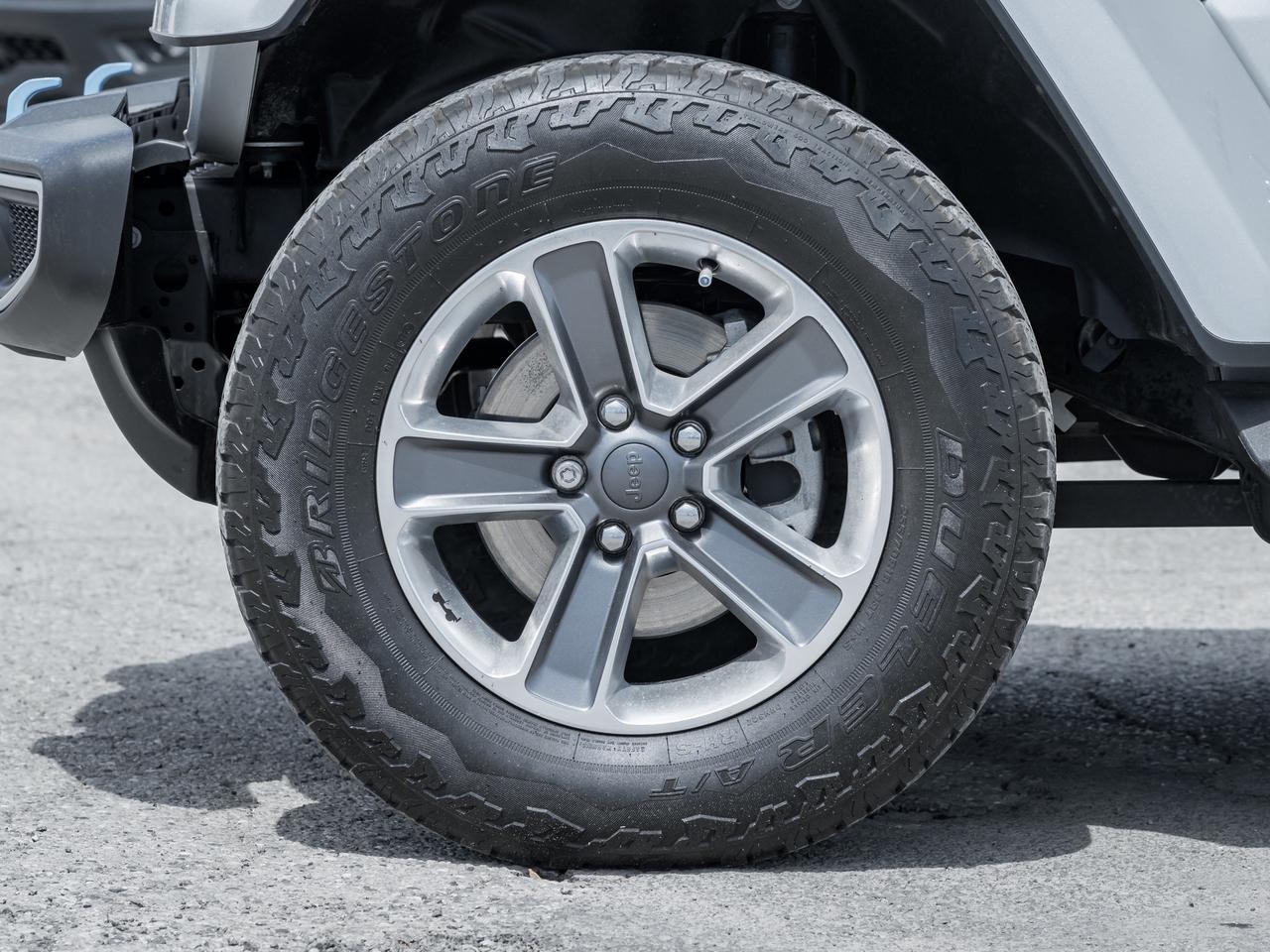 2023 Jeep Wrangler Sahara 4xe 4 door 4x4  NAVI  LOW KMS Photo4