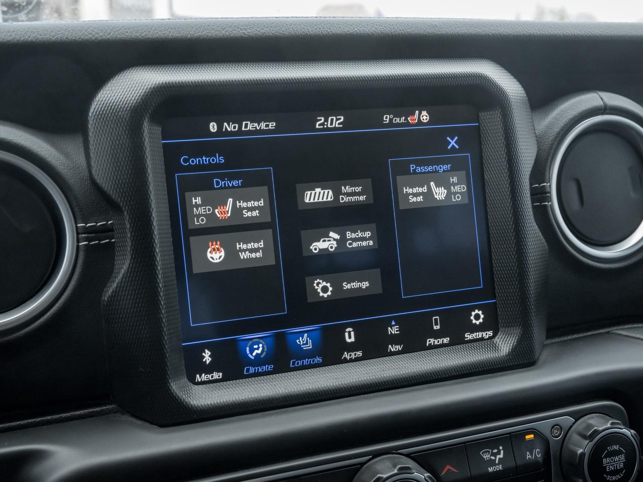 2023 Jeep Wrangler Sahara 4xe 4 door 4x4  NAVI  LOW KMS Photo