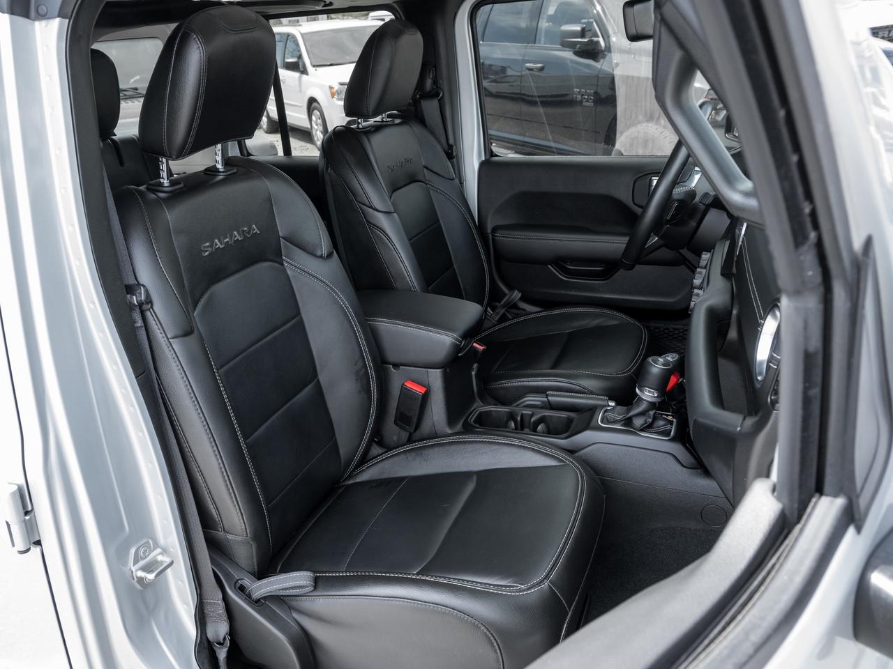 2023 Jeep Wrangler Sahara 4xe 4 door 4x4  NAVI  LOW KMS Photo