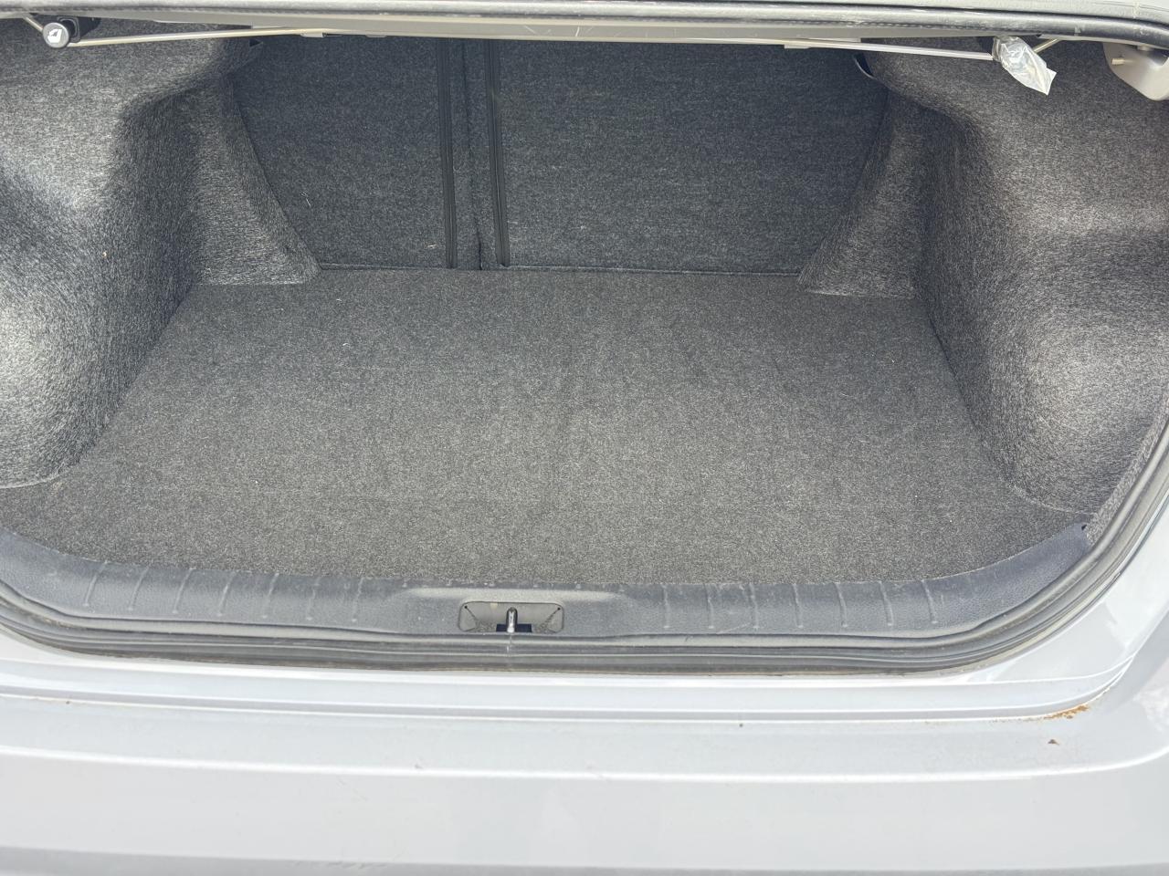 2023 Nissan Altima SR AWD, SUNROOF, LEATHER, HEATED SEATS Photo