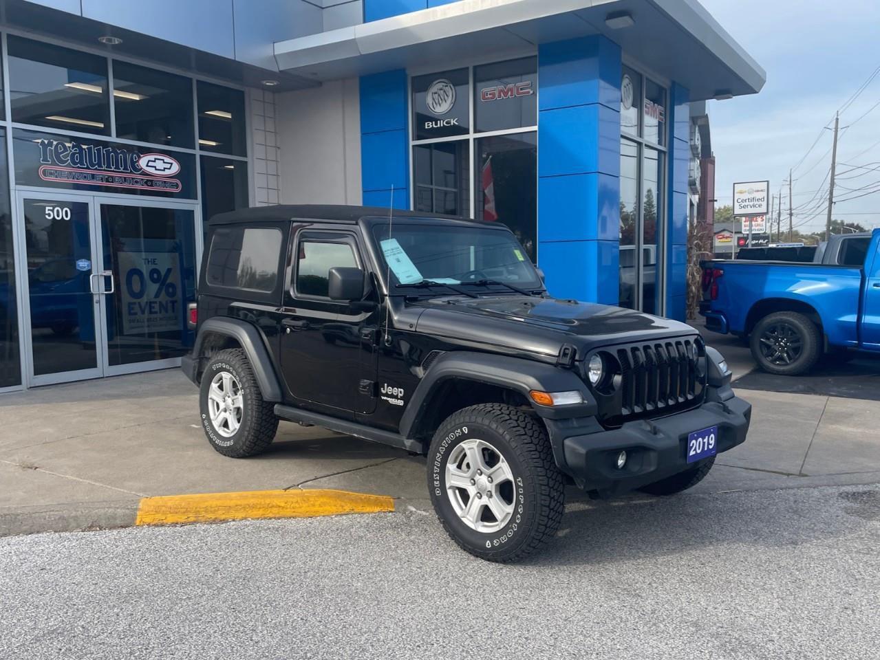 2019 Jeep Wrangler  Photo2