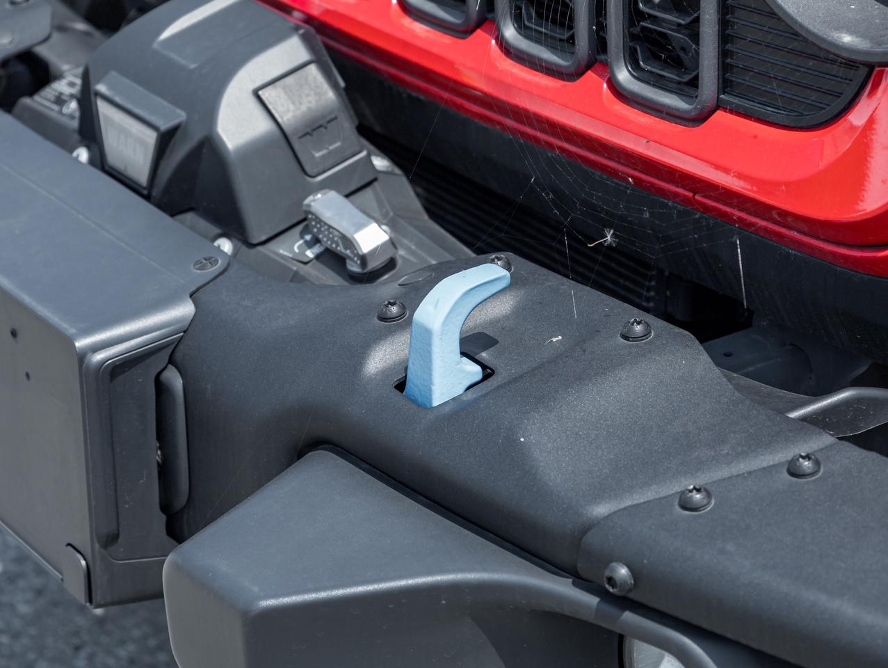 2024 Jeep Wrangler Rubicon  TECH GRP WINCH GRP  CONVENIENCE GRP Photo4