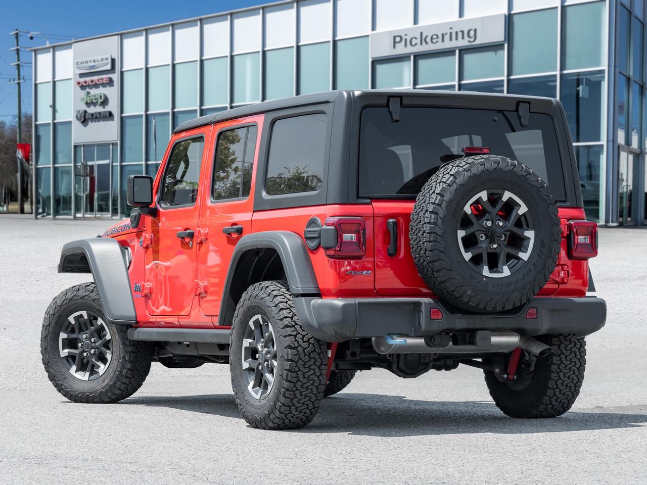 2024 Jeep Wrangler Rubicon  TECH GRP WINCH GRP  CONVENIENCE GRP Photo