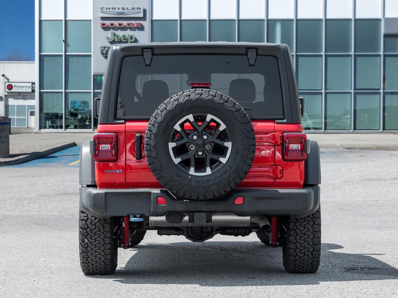 2024 Jeep Wrangler Rubicon  TECH GRP WINCH GRP  CONVENIENCE GRP Photo