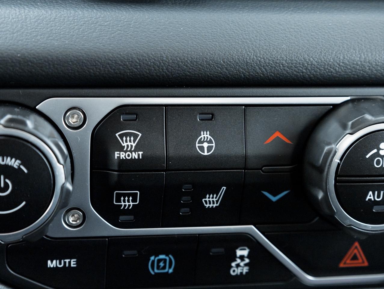 2024 Jeep Wrangler Rubicon  TECH GRP WINCH GRP  CONVENIENCE GRP Photo