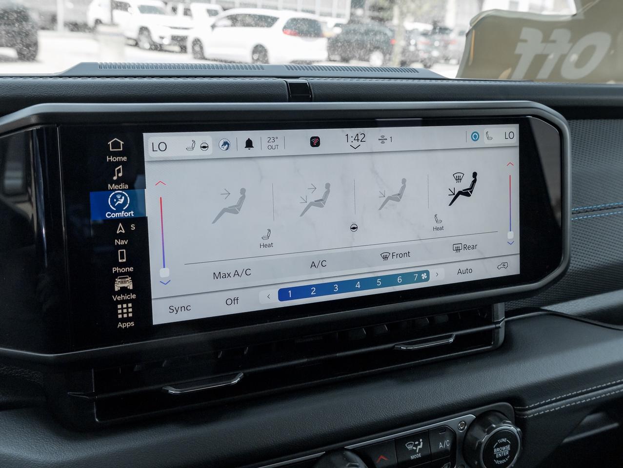 2024 Jeep Wrangler Rubicon  TECH GRP WINCH GRP  CONVENIENCE GRP Photo