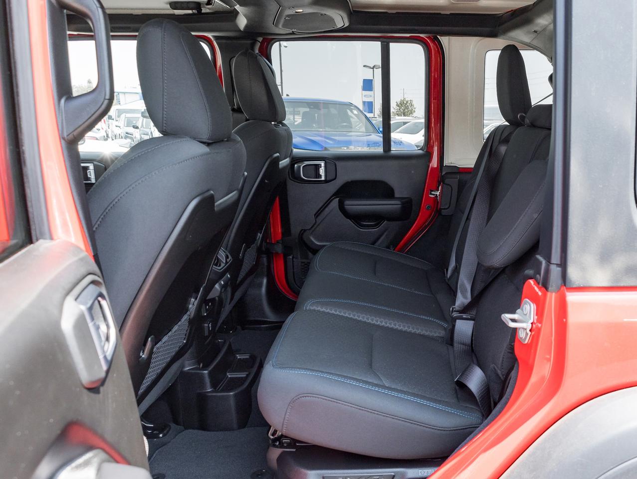 2024 Jeep Wrangler Rubicon  TECH GRP WINCH GRP  CONVENIENCE GRP Photo