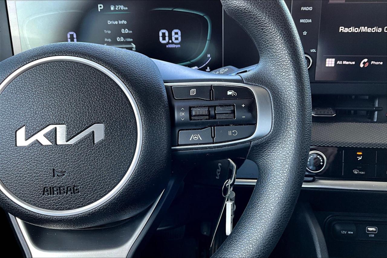2023 Kia Sportage LX FWD   Heated Seats   Apple CarPlay/Android Auto Photo