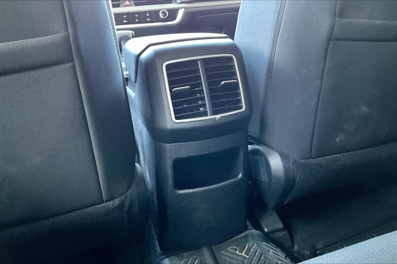 2023 Kia Sportage LX FWD   Heated Seats   Apple CarPlay/Android Auto Photo