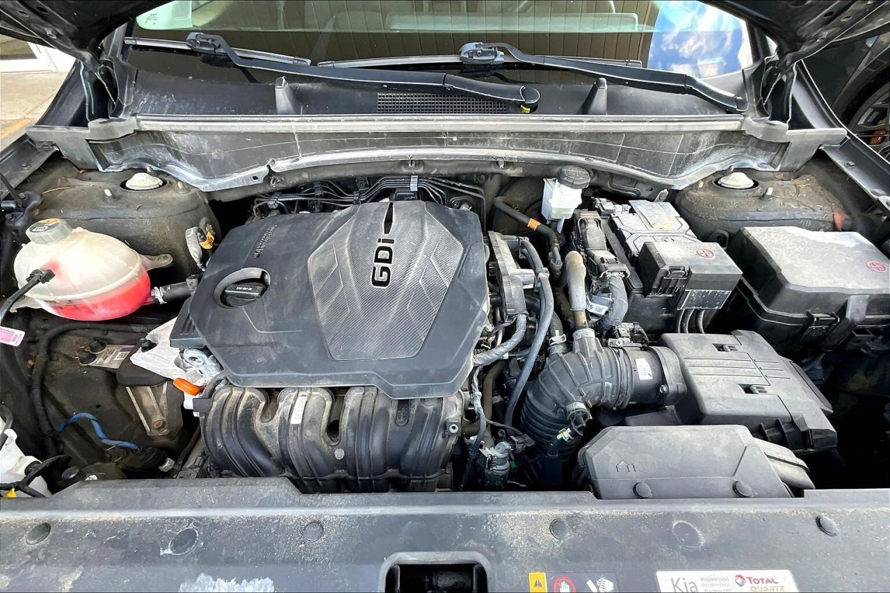 2023 Kia Sportage LX FWD   Heated Seats   Apple CarPlay/Android Auto Photo