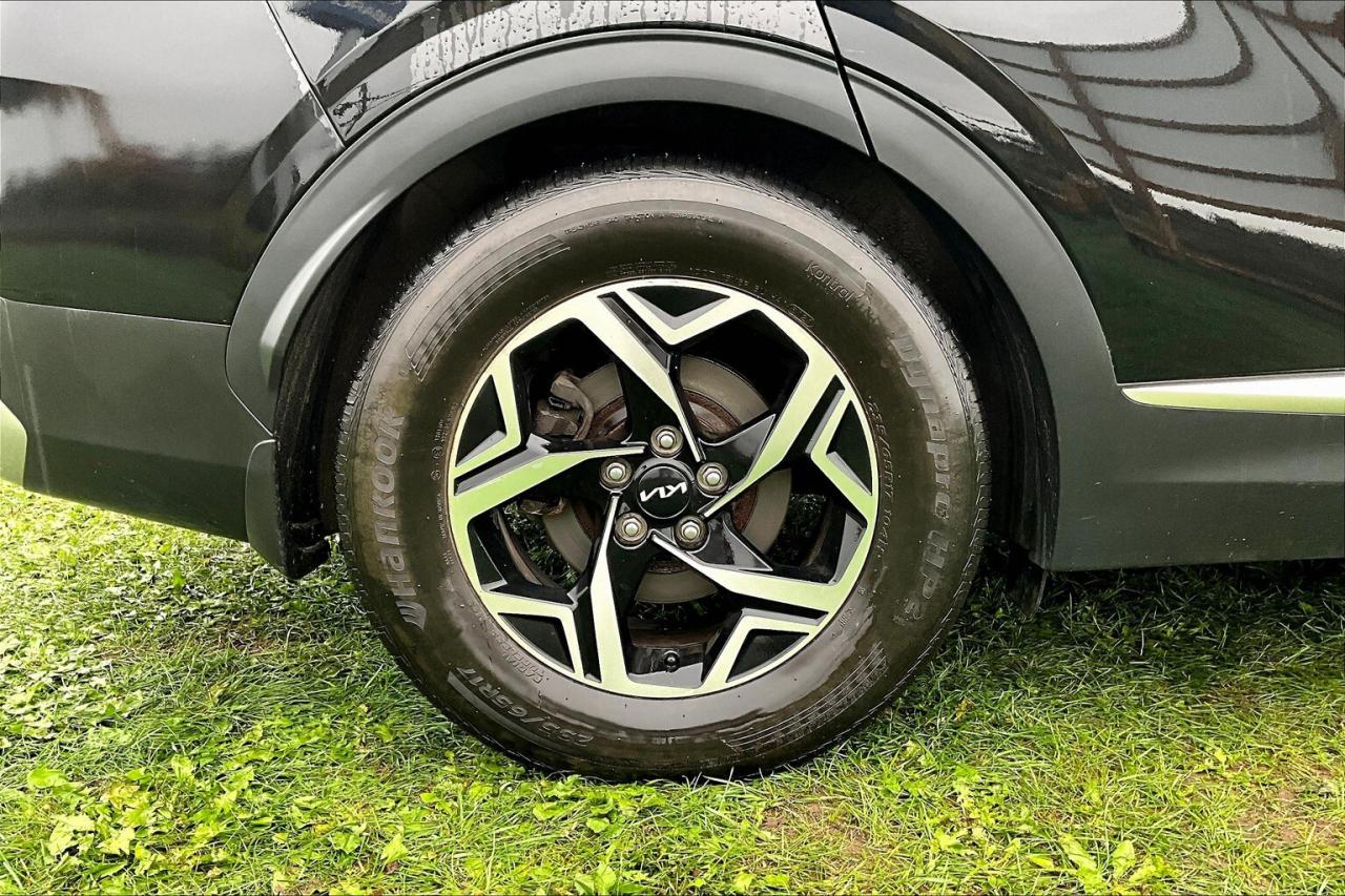 2023 Kia Sportage LX FWD   Heated Seats   Apple CarPlay/Android Auto Photo