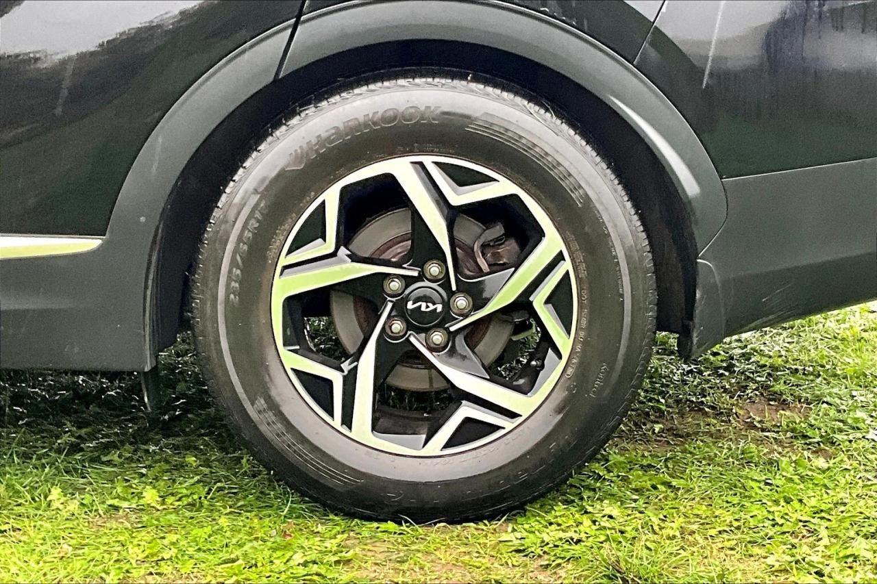 2023 Kia Sportage LX FWD   Heated Seats   Apple CarPlay/Android Auto Photo