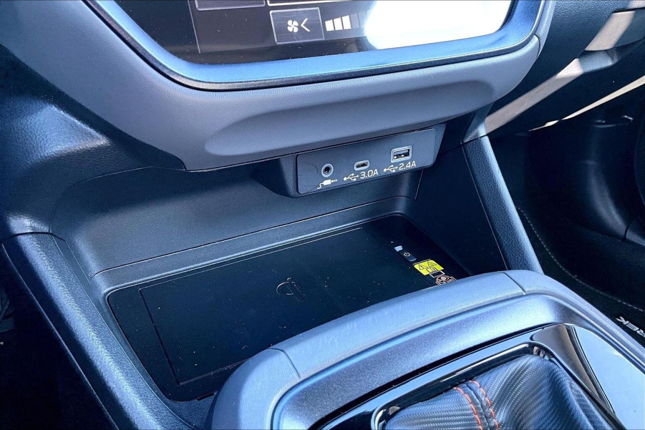 2024 Subaru Crosstrek Limited AWD - CPO 3.99% FINANCING Photo