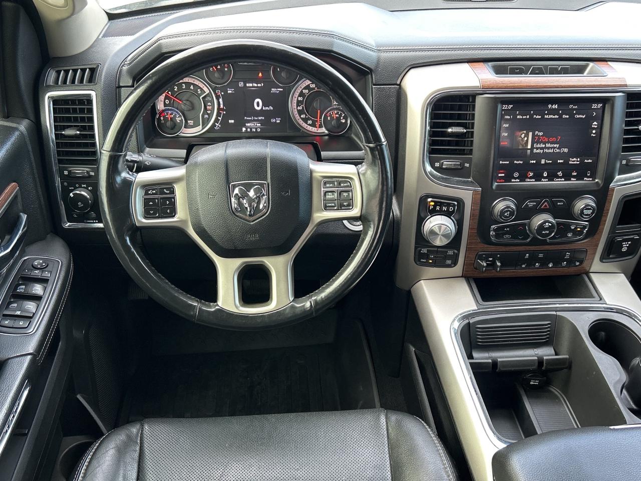 2018 RAM 1500 Laramie 4x4 LOADED CALL NAPANEE 613-354-2100 Photo
