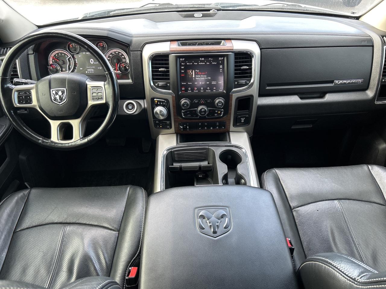 2018 RAM 1500 Laramie 4x4 LOADED CALL NAPANEE 613-354-2100 Photo