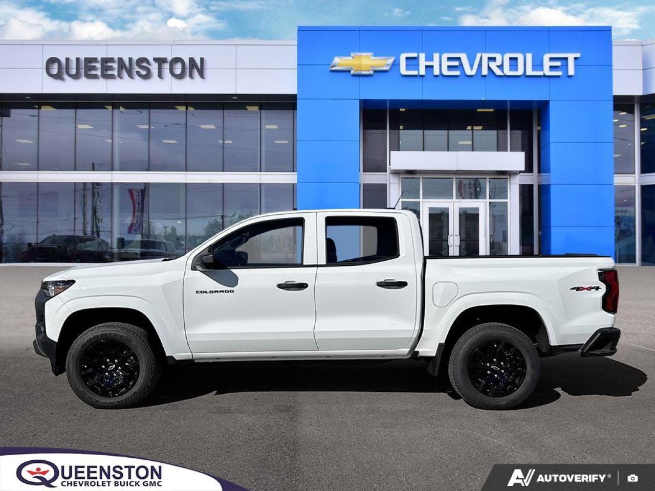 2025 Chevrolet Colorado WT   APPLE CARPLAY   TRAILER PKG   REAR CAM Photo3