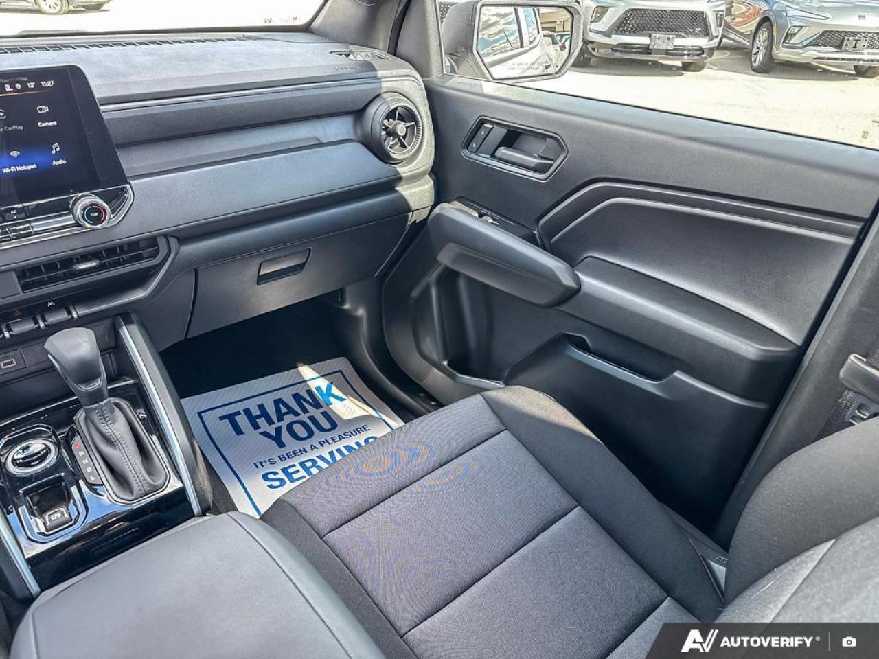 2025 Chevrolet Colorado WT   APPLE CARPLAY   TRAILER PKG   REAR CAM Photo