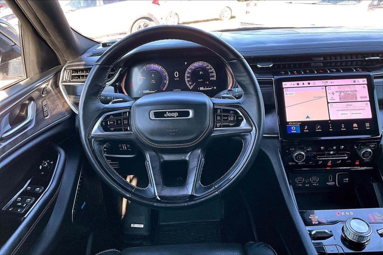 2023 Jeep Grand Cherokee Overland 4WD   Luxury Tech   Rear Seat Video Group Photo4