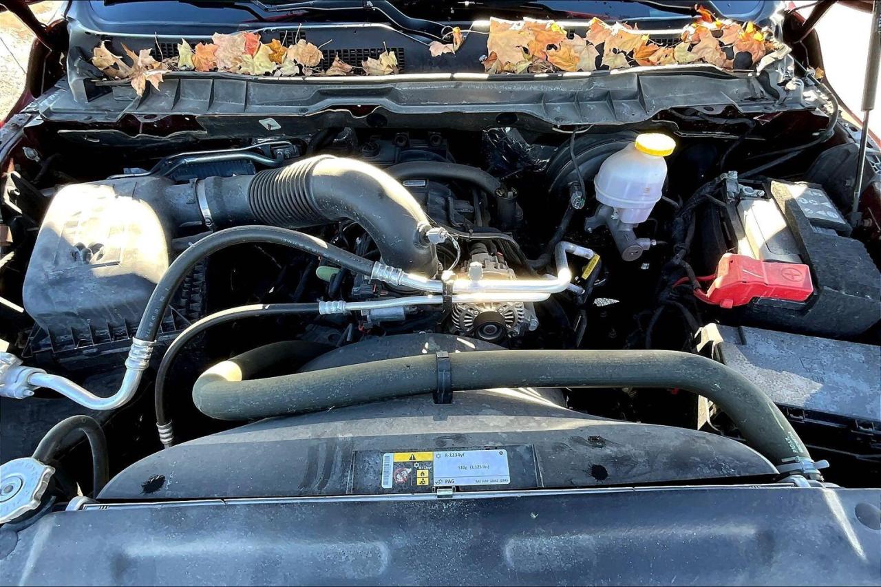 2022 RAM 1500 Classic Warlock 4WD   HEMI V8   Heat Group   Tech Package Photo