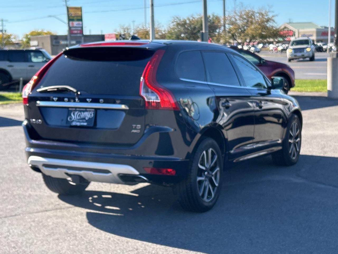 2017 Volvo XC60 T5 Special Ed Premier CALL NAPANEE 613-354-2100 Photo