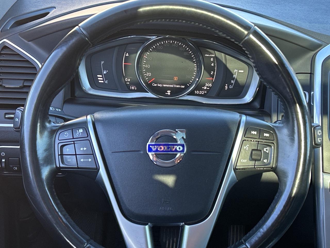 2017 Volvo XC60 T5 Special Ed Premier CALL NAPANEE 613-354-2100 Photo