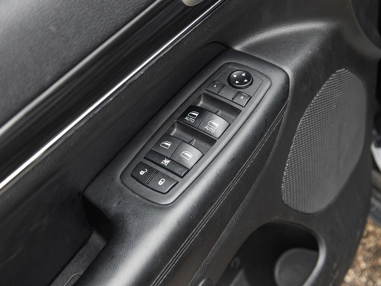 2019 Jeep Grand Cherokee Limited 4x4  navi  roof   camera Photo