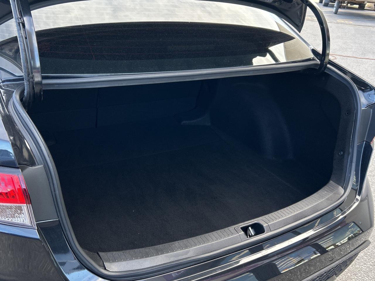 2022 Toyota Corolla SE HEATED SEATS/BACKUP CAMERA *CALL 613-961-8848 Photo