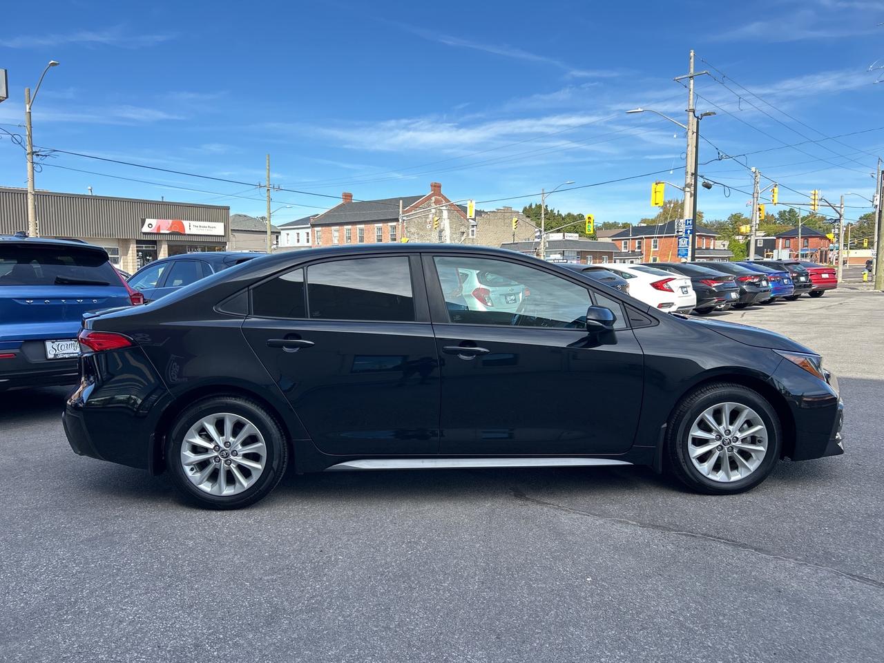 2022 Toyota Corolla SE HEATED SEATS/BACKUP CAMERA *CALL 613-961-8848 Photo
